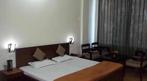 Hotel Mohan Palace